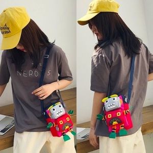 🆕‼️ Robot Crossbody Bag ‼️